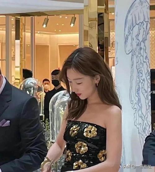 娱乐明星吃瓜专栏,明星们的“吃瓜”日常