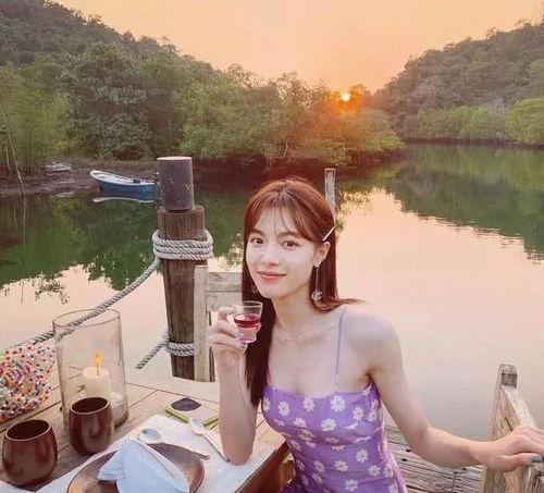 娱乐吃瓜姐钟楚曦,娱乐吃瓜界的风云人物